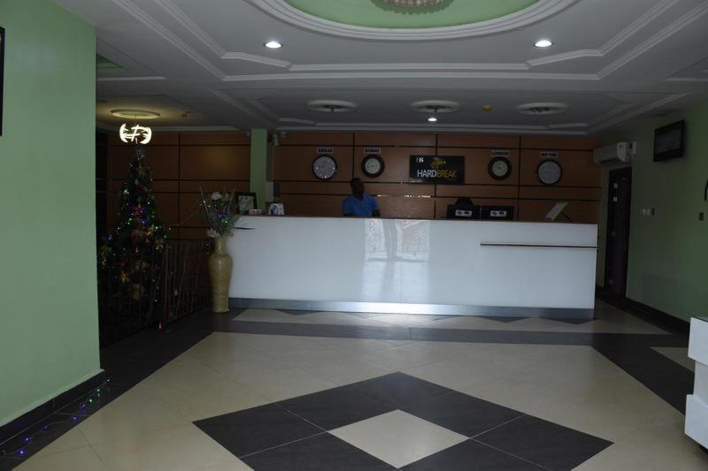 Hard Break Hotel Енугу Екстериор снимка